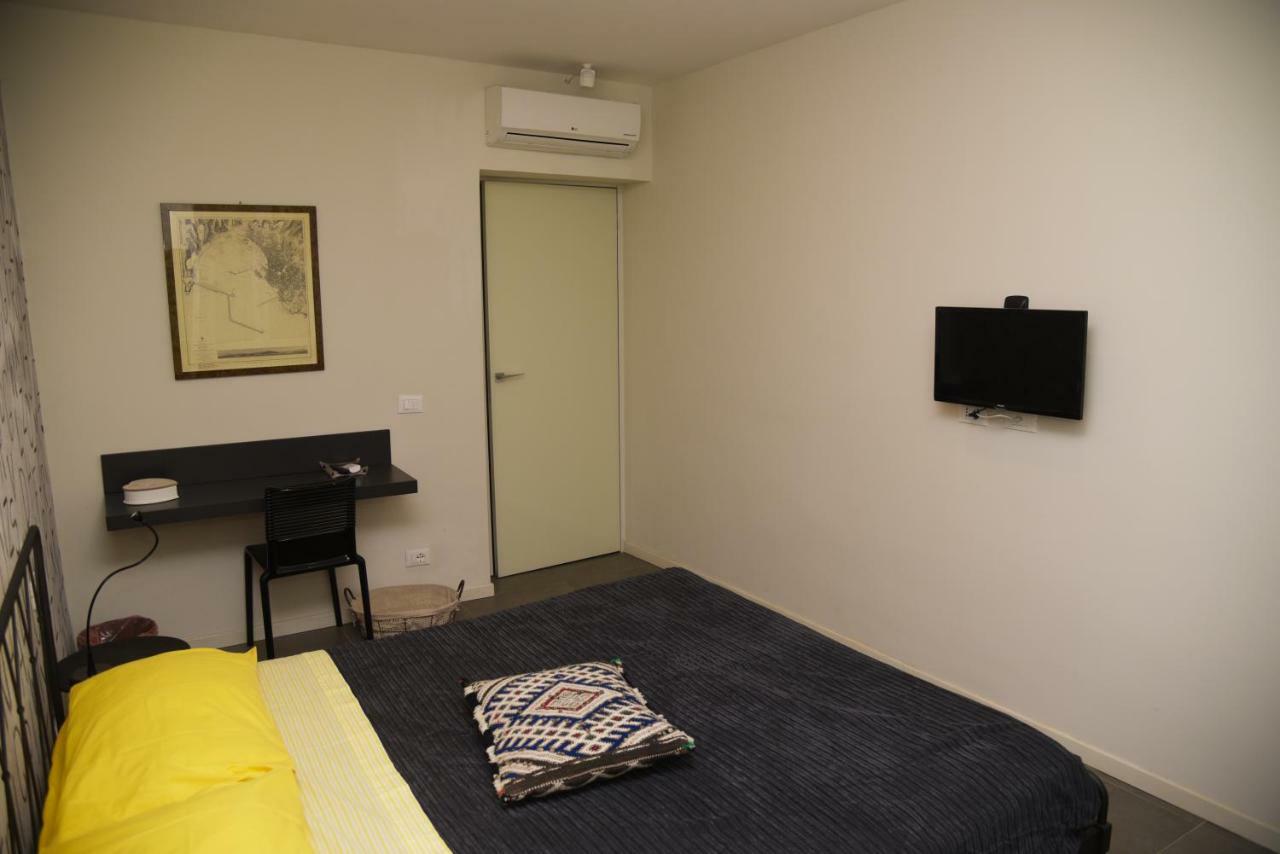 L'Amande Apartment Genoa Bagian luar foto